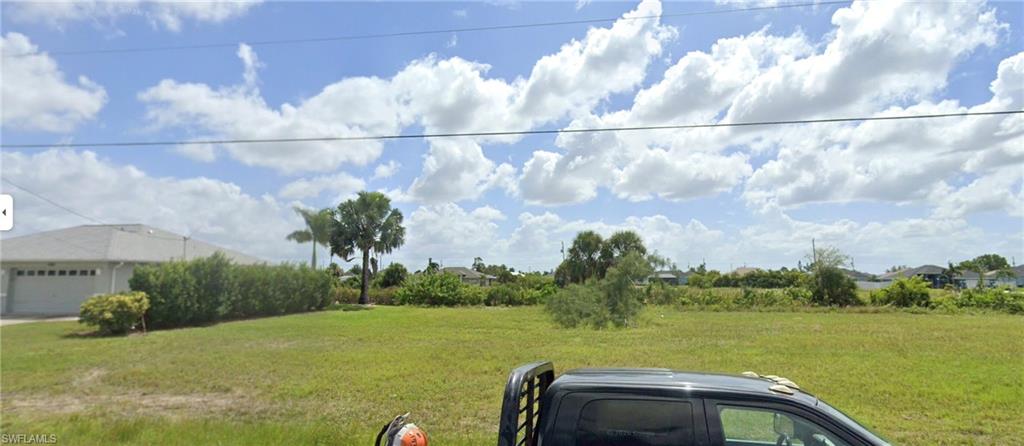 CAPE CORAL - Land