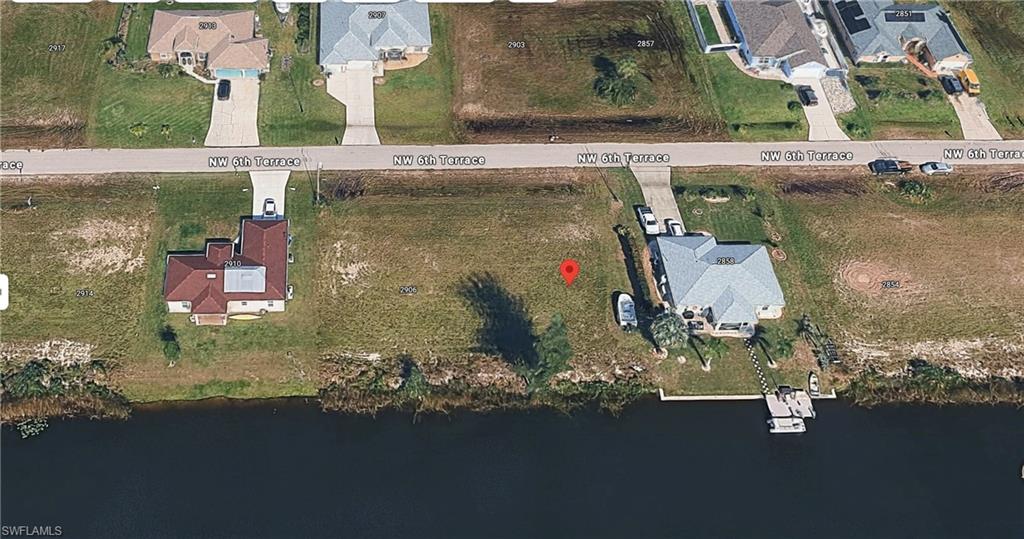CAPE CORAL - Land