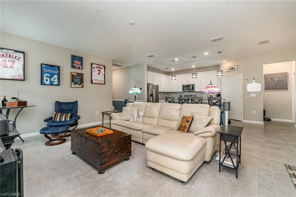DEL WEBB OAK CREEK - Residential