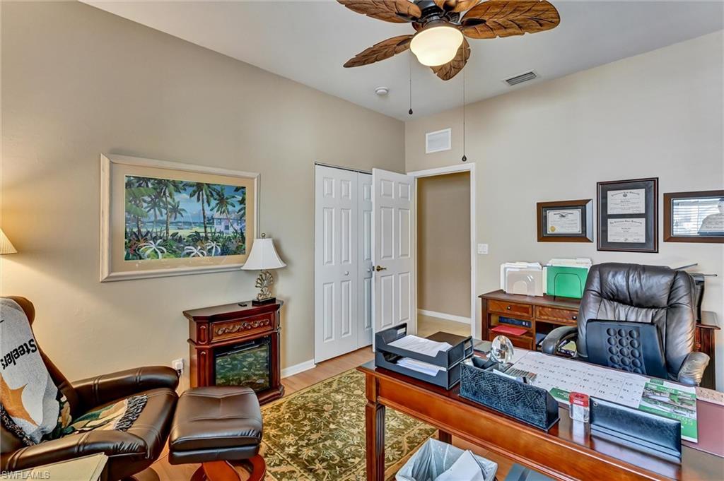COLONY LAKES - Residential