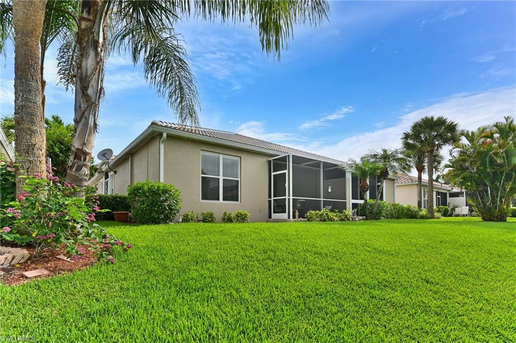 COLONY LAKES - Residential