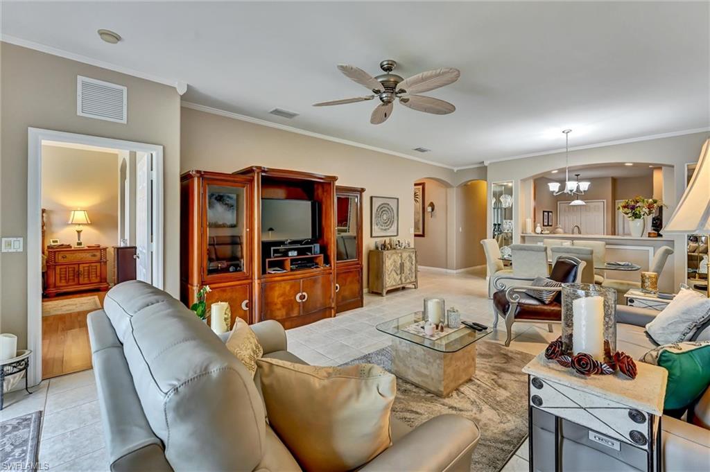 COLONY LAKES - Residential