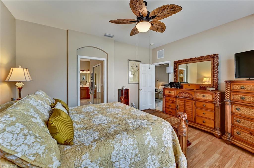 COLONY LAKES - Residential