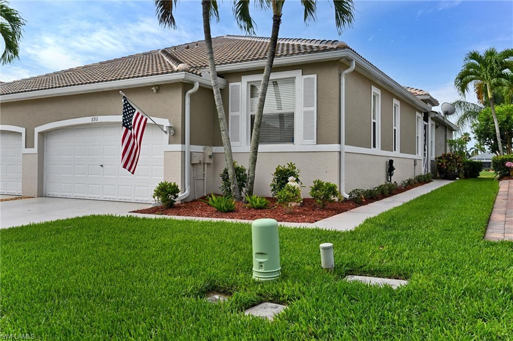 COLONY LAKES - Residential