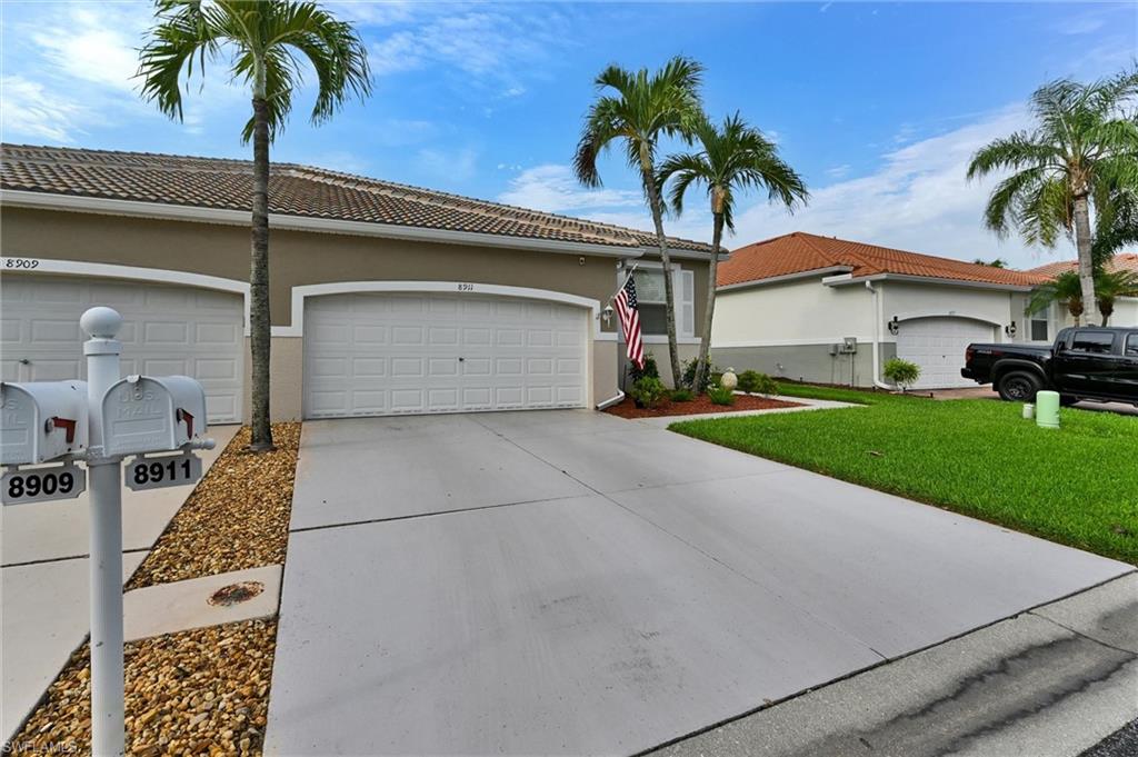 COLONY LAKES - Residential