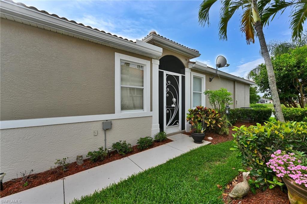 COLONY LAKES - Residential