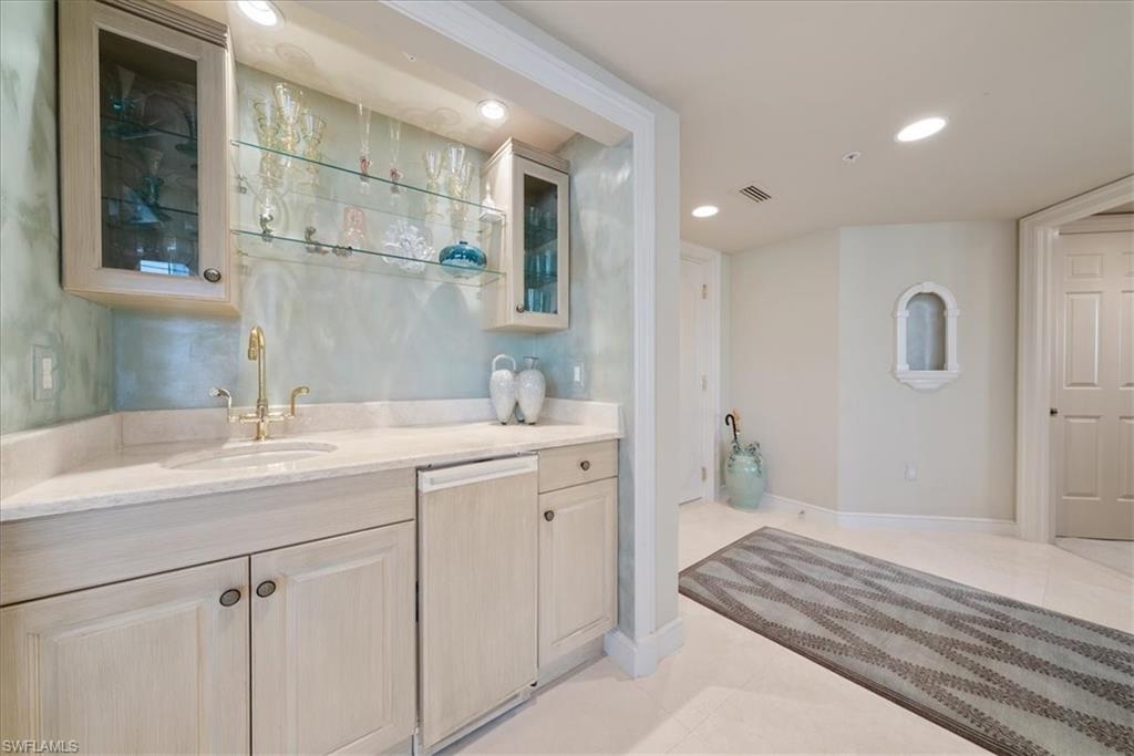 BRITTANY - Residential