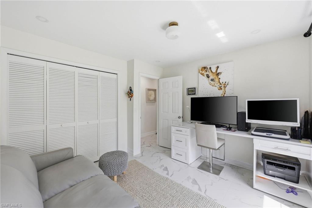 FOREST LAKES - Residential