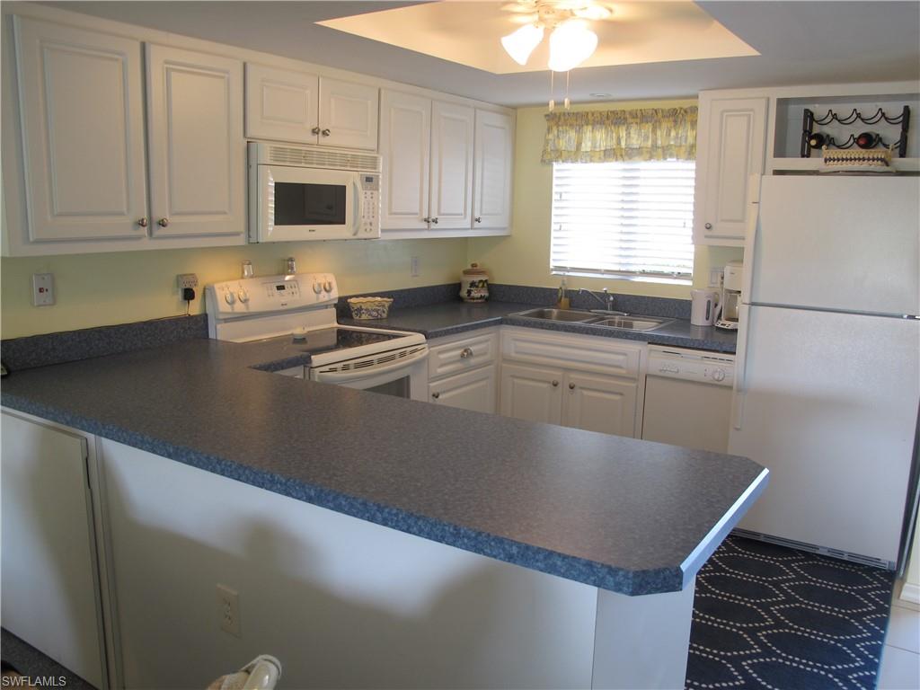 TIMBERLINE VILLAGE - Residential