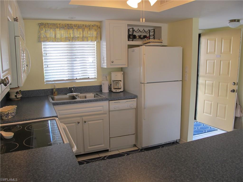 TIMBERLINE VILLAGE - Residential