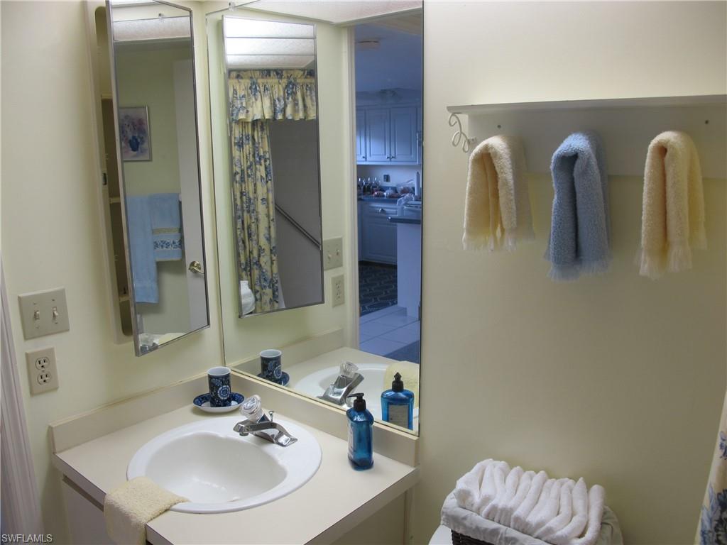 TIMBERLINE VILLAGE - Residential