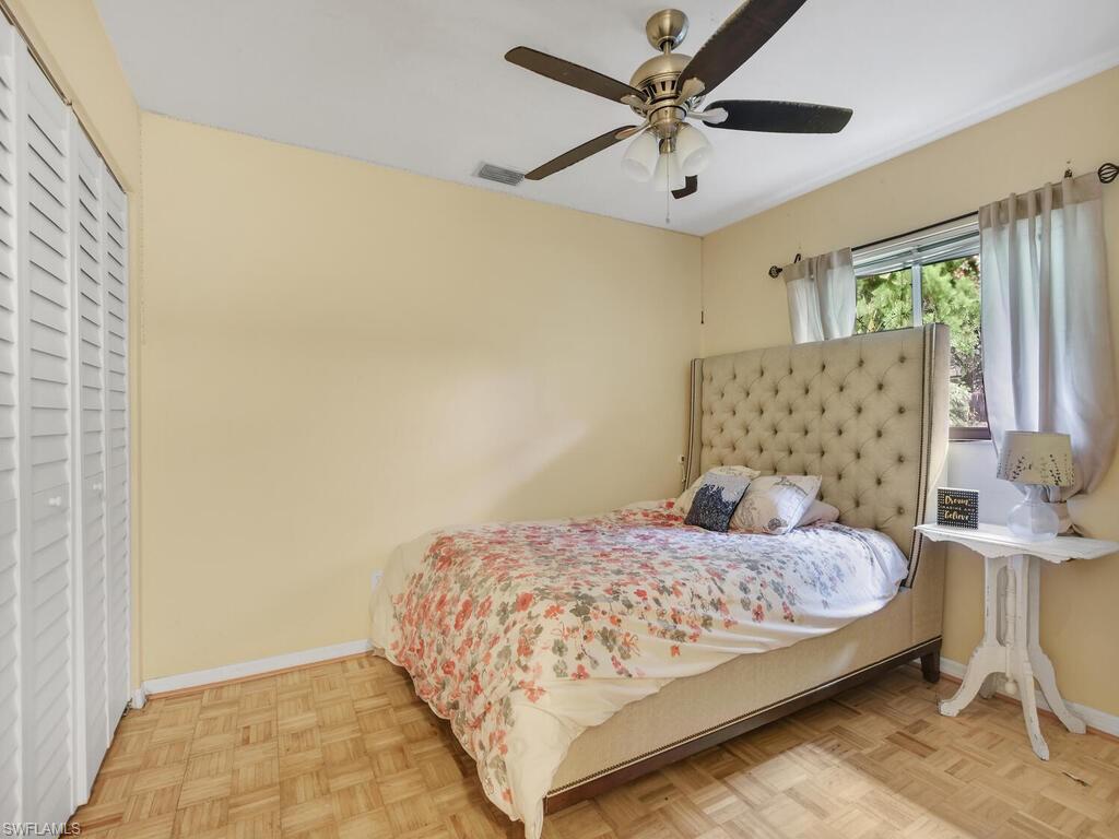 NAPLES TWIN LAKES - Residential