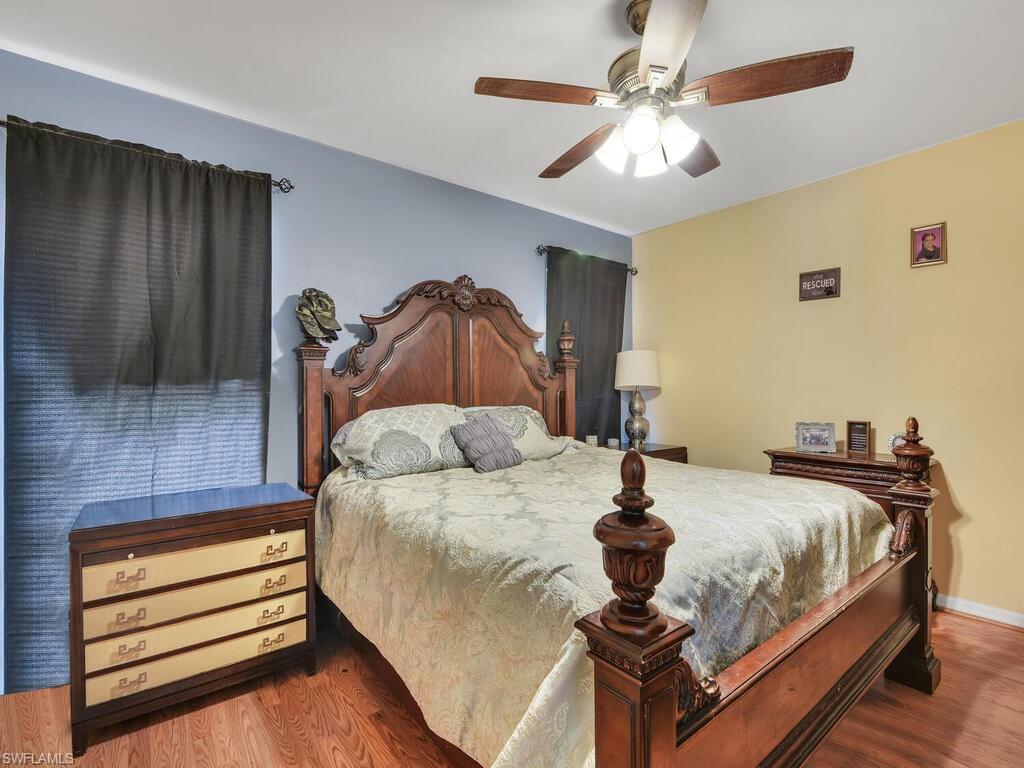 NAPLES TWIN LAKES - Residential