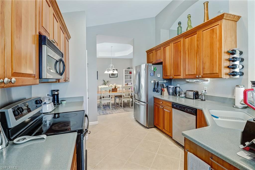 OXFORD POINTE - Residential
