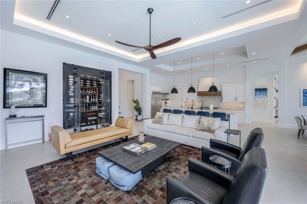 MARCO ISLAND - Residential