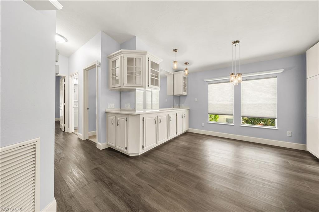 CAROUSEL COVE - Residential