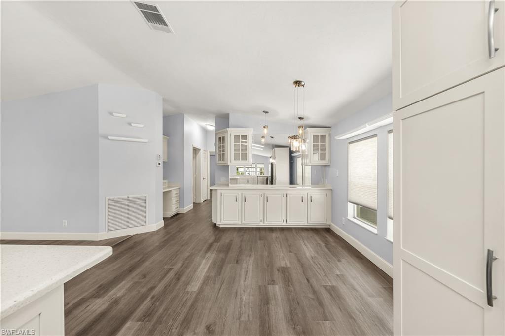 CAROUSEL COVE - Residential