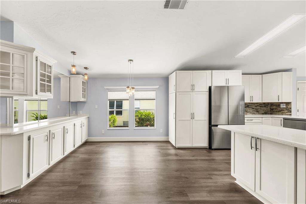 CAROUSEL COVE - Residential