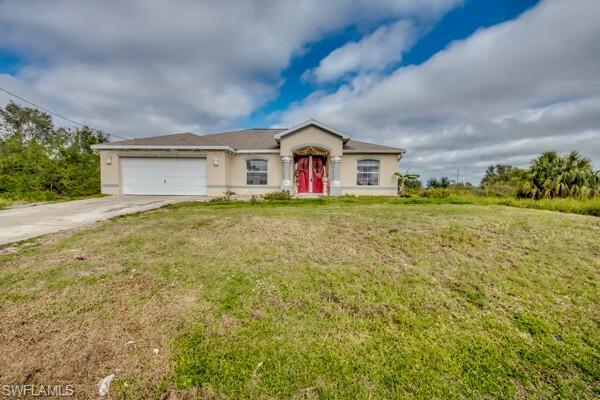 This home is priced below market and seller is motivated. Someone will own this beautiful home at a true bargain price!

Spacious rambling ranch with vaulted ceilings.  This 3/2 plus Den smart floor plan has 1889 square feet.  It is nestled on a quiet .25 acre lot. The large working kitchen boosts Stainless Steel appliances and Granite.  Designer tiled master bath with fashioned soaking tub perfect for end of the day relaxation. Take a look at this terrific split bedroom floor plan with private dining room and living room perfect for entertaining. The elevated high and dry home with three panel back sliding doors gives extra light and openness to this already roomy home.  Located on a dead end paved road for privacy yet room to spread out or add a pool. Close to I-75 and shopping.  No impact from the recent hurricane.