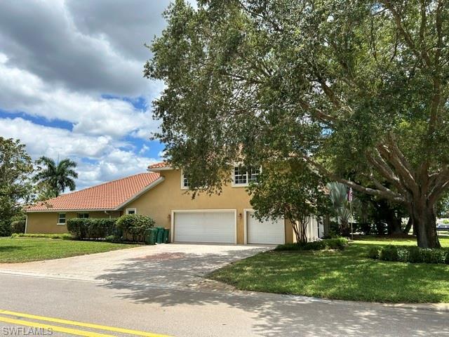 KINGS LAKE - Residential