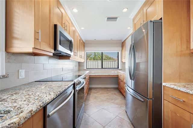 BEACHWALK GARDENS - Residential