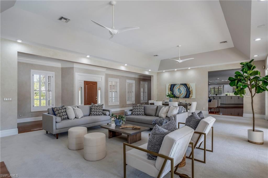 PELICAN BAY WOODS - Residential