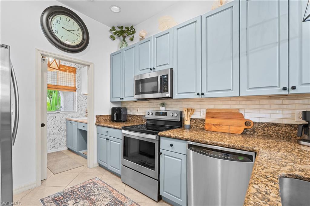 COPPER OAKS - Residential