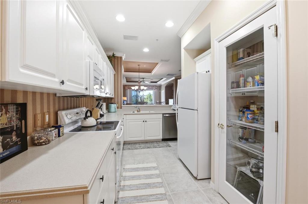 LAKE BARRINGTON - Residential