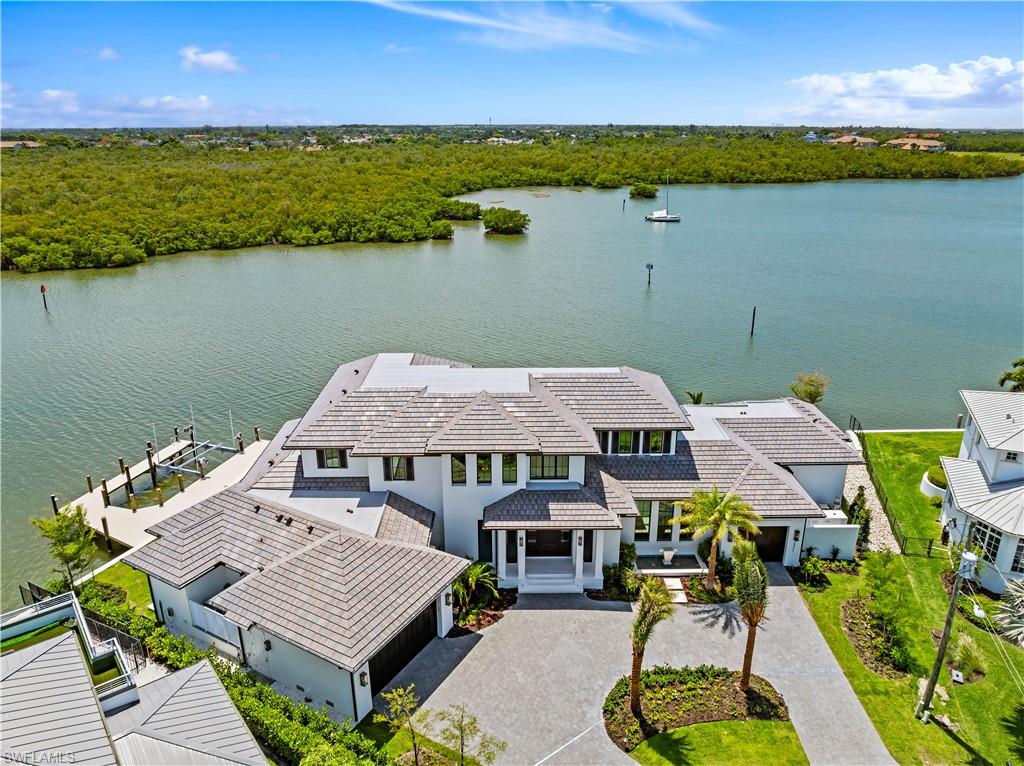 ROYAL HARBOR - Residential