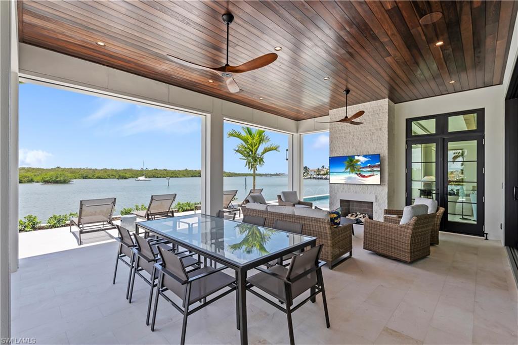 ROYAL HARBOR - Residential