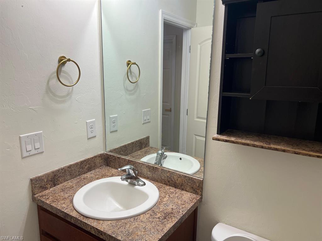 CALOOSA LAKES - Residential Lease
