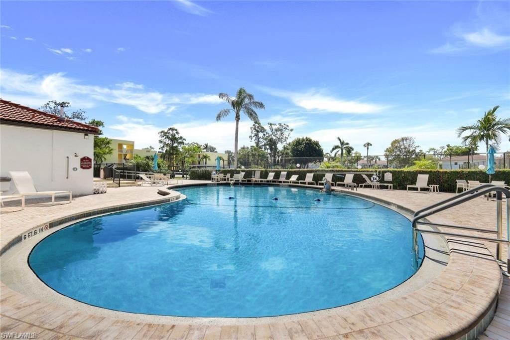 FOREST LAKES - Residential