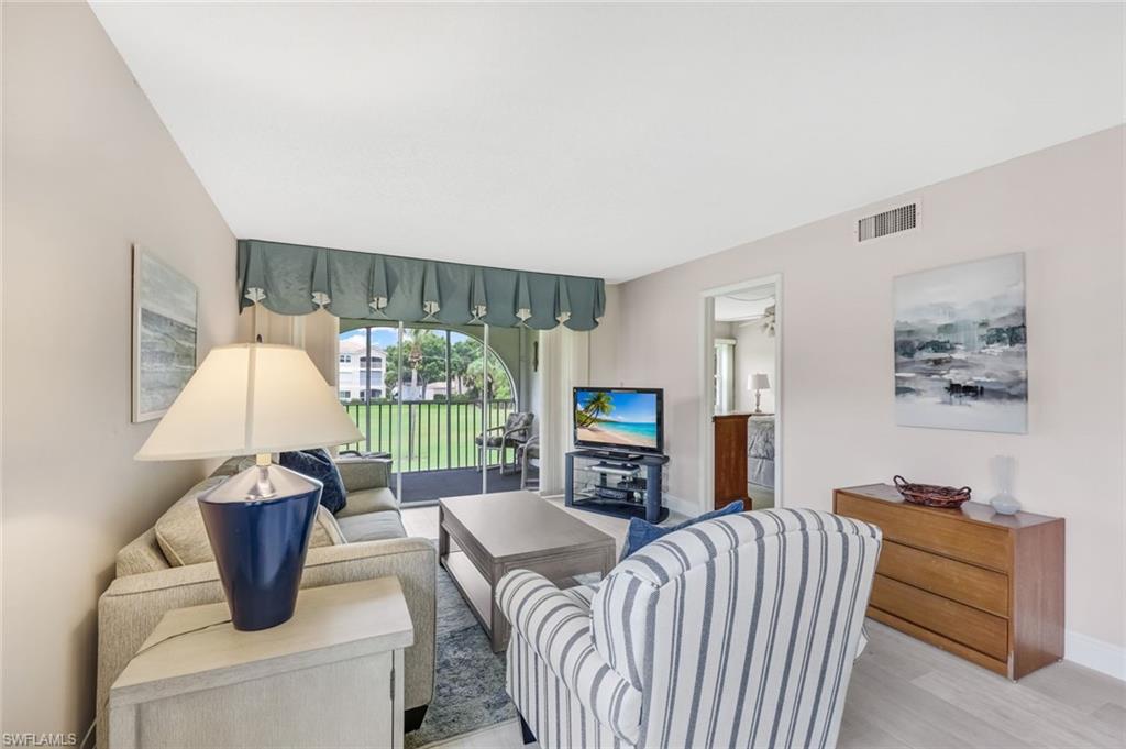 FOREST LAKES - Residential