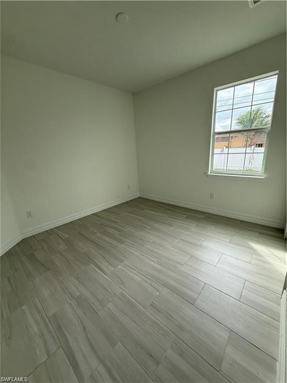 SAN CARLOS PARK - Residential Income