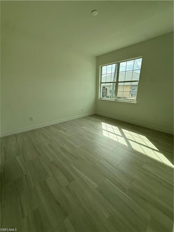 SAN CARLOS PARK - Residential Income
