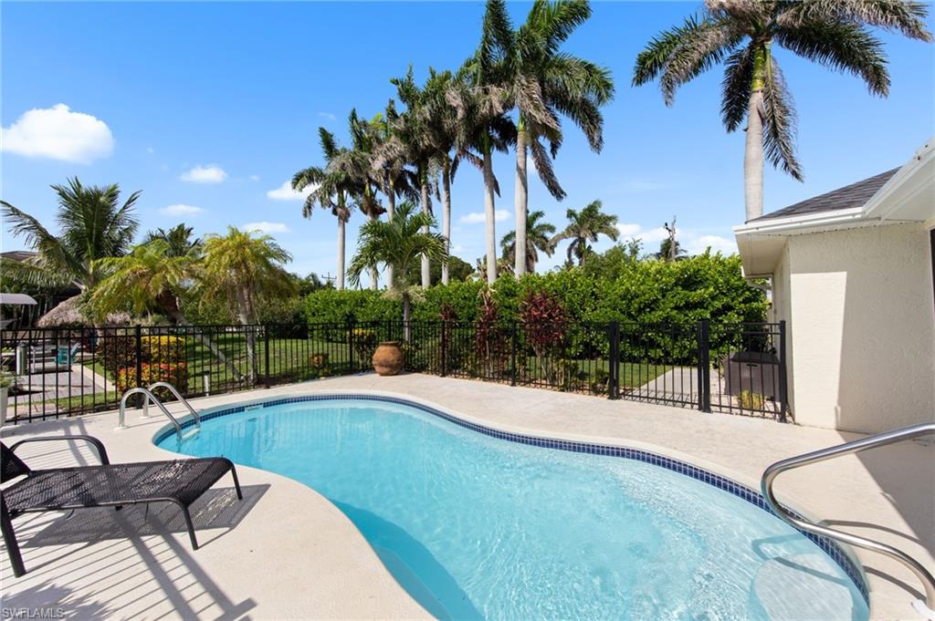 CAPE CORAL - Residential Lease