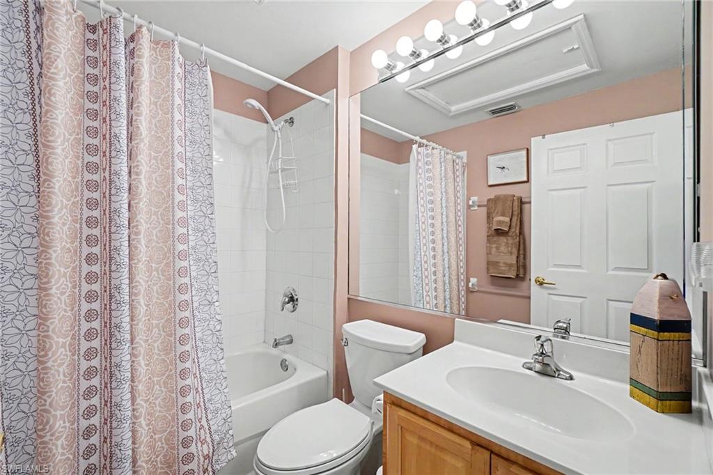 OAKHURST - Residential