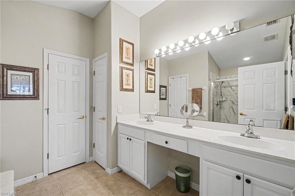 OAKHURST - Residential
