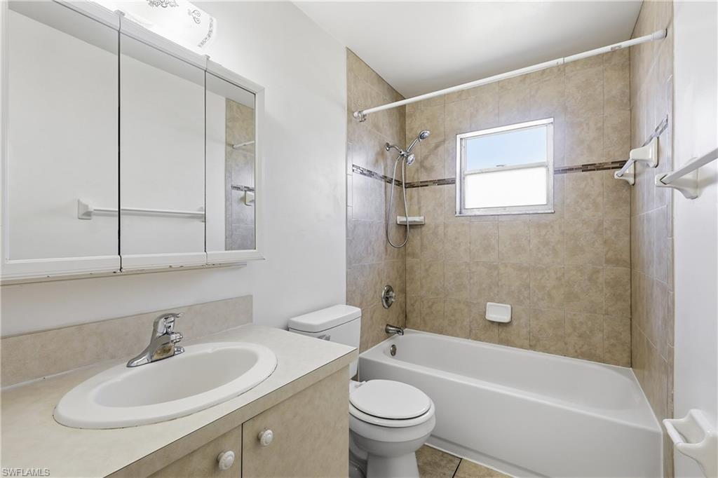 CAPE CORAL - Residential Income