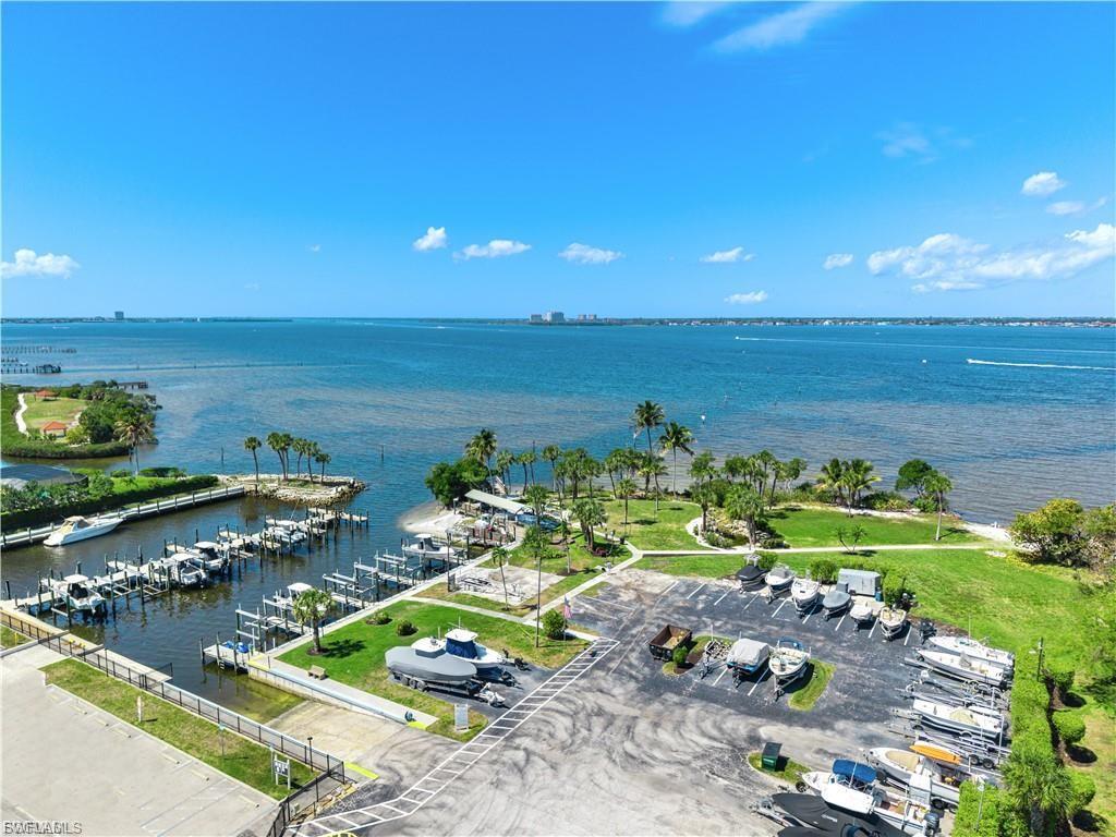 WATER'S EDGE - Residential Lease