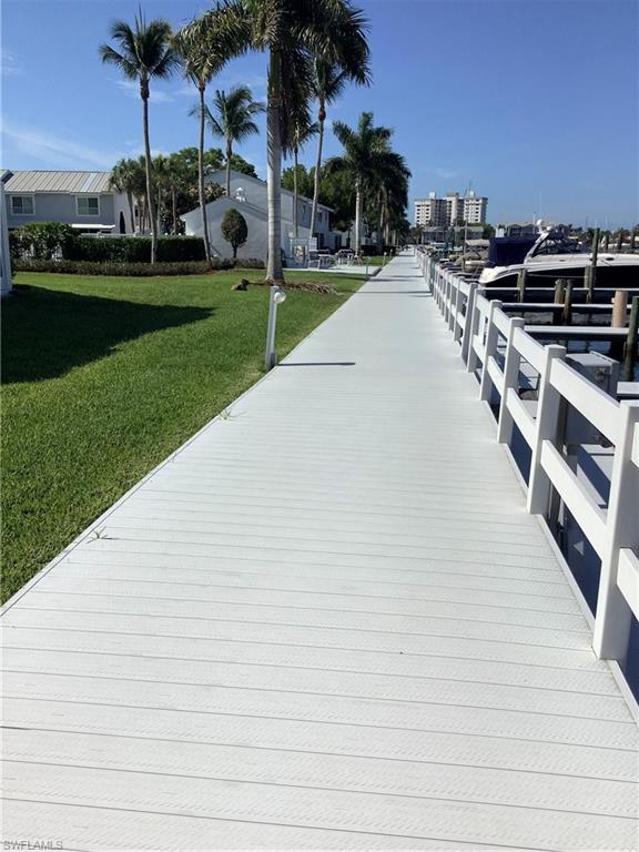 BOARDWALK CAPER - Residential
