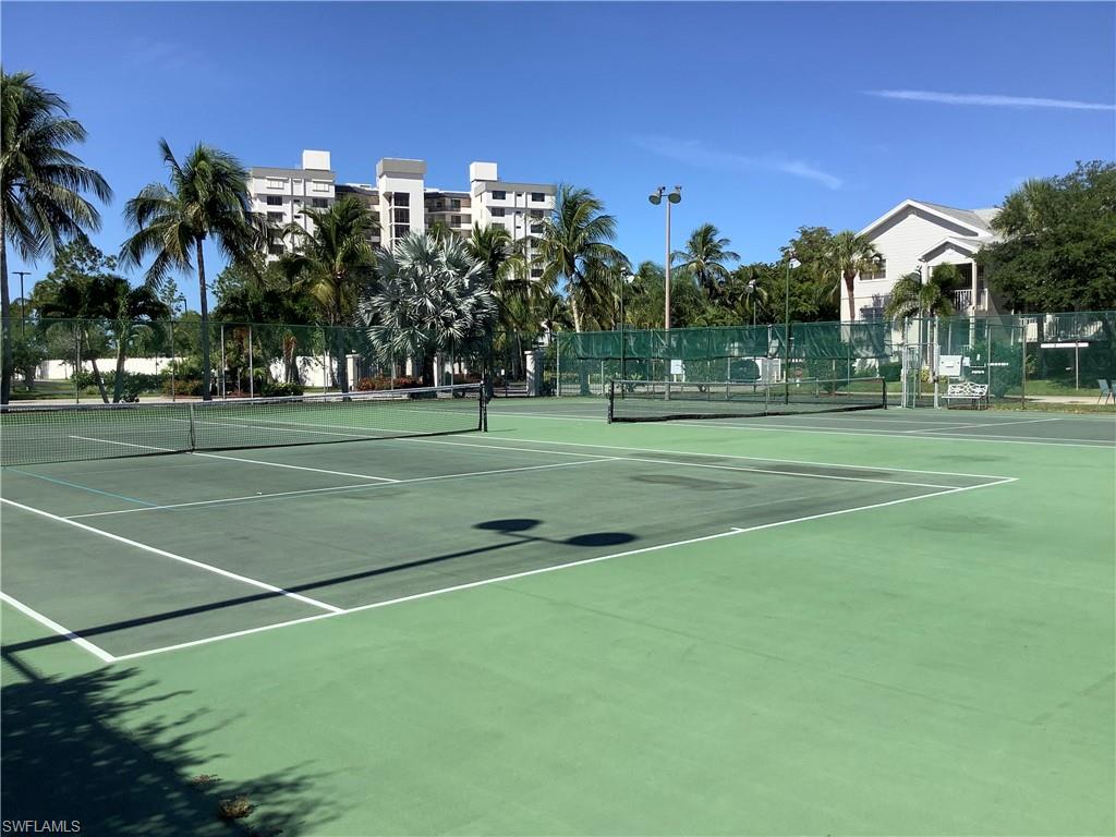 BOARDWALK CAPER - Residential