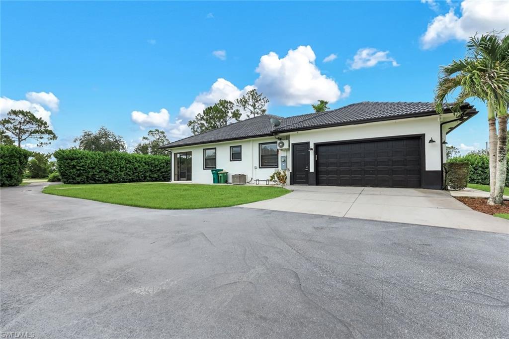GOLDEN GATE ESTATES - Residential