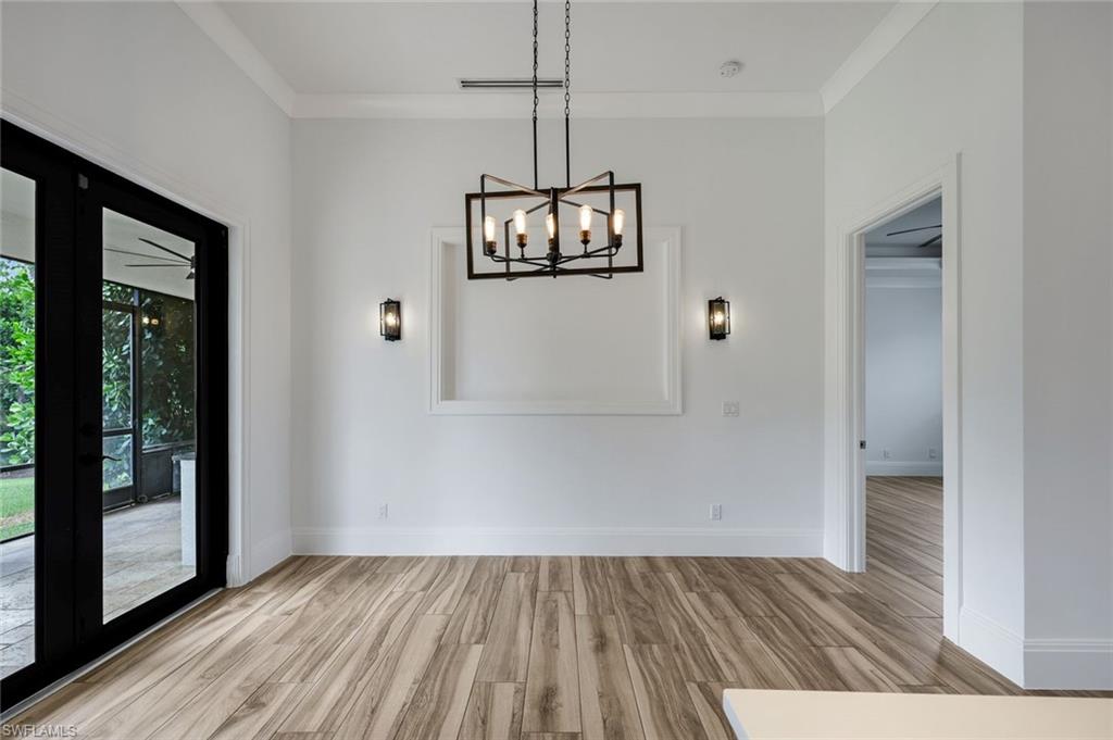 GOLDEN GATE ESTATES - Residential