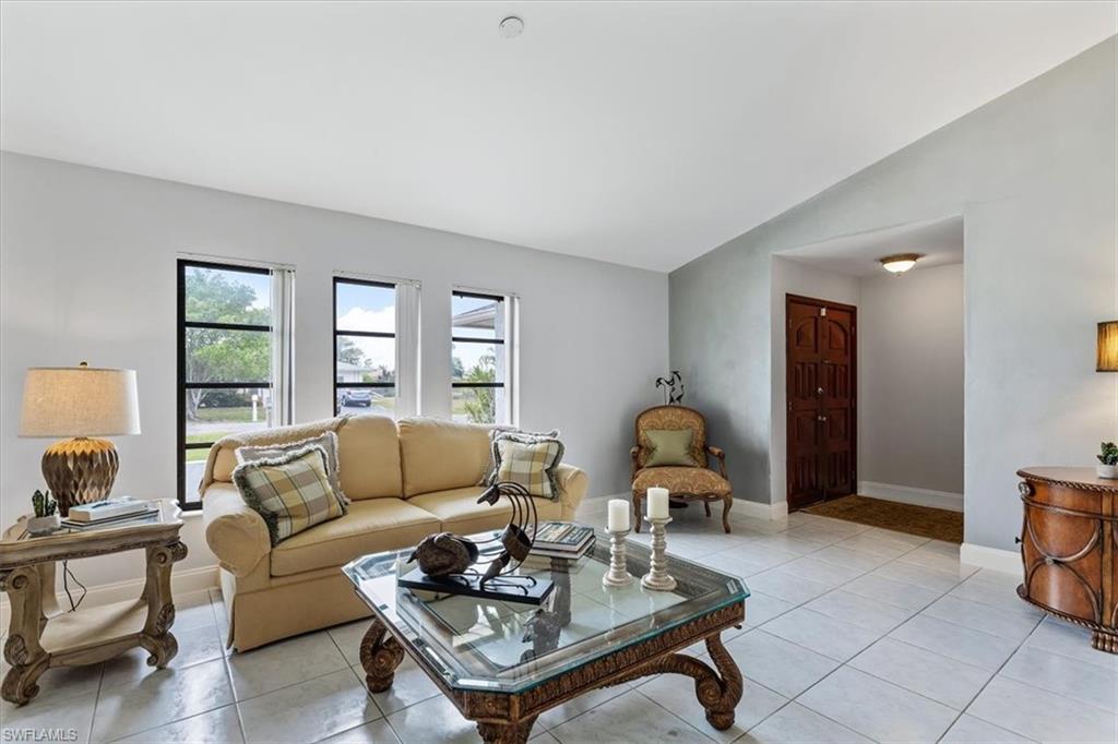 GOLDEN GATE CITY - Residential