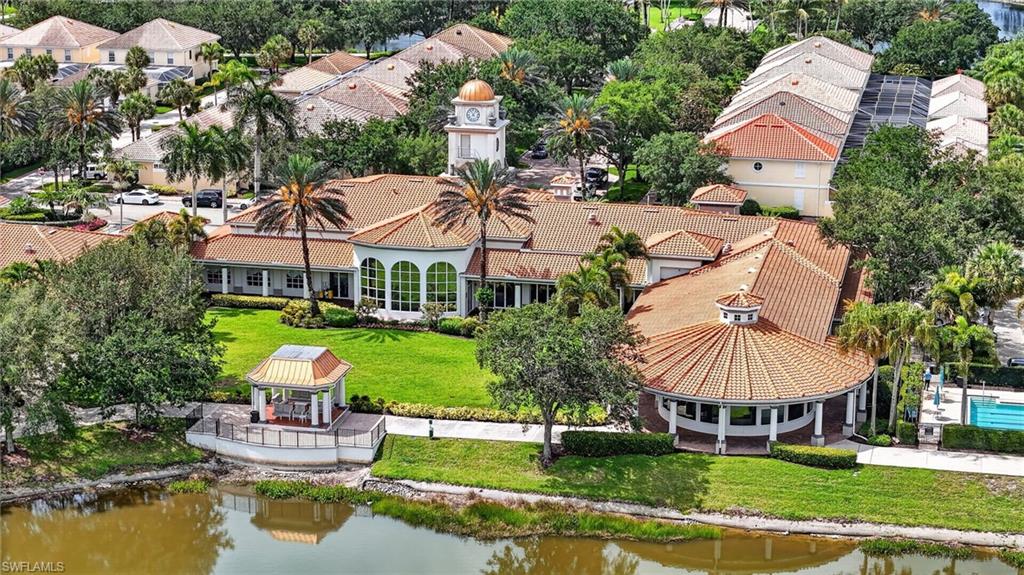 ISLAND WALK - Residential
