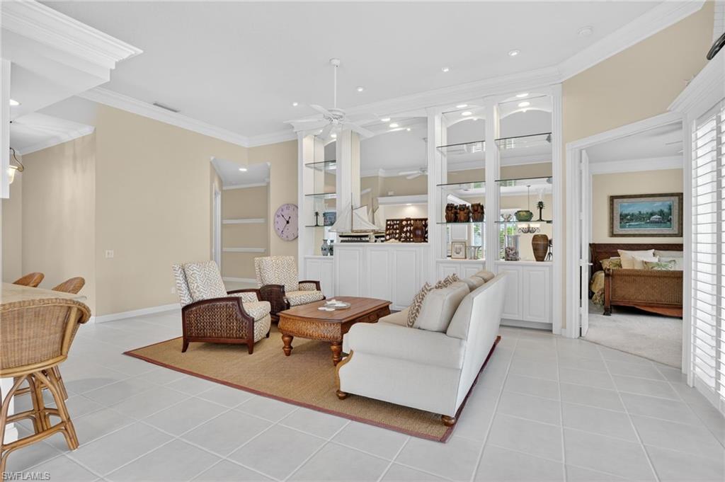 ISLAND WALK - Residential