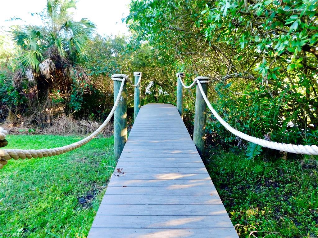 CALUSA WOODS - Residential