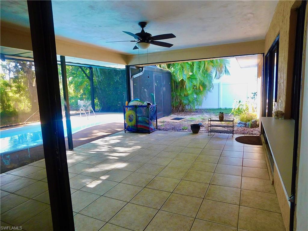 CALUSA WOODS - Residential
