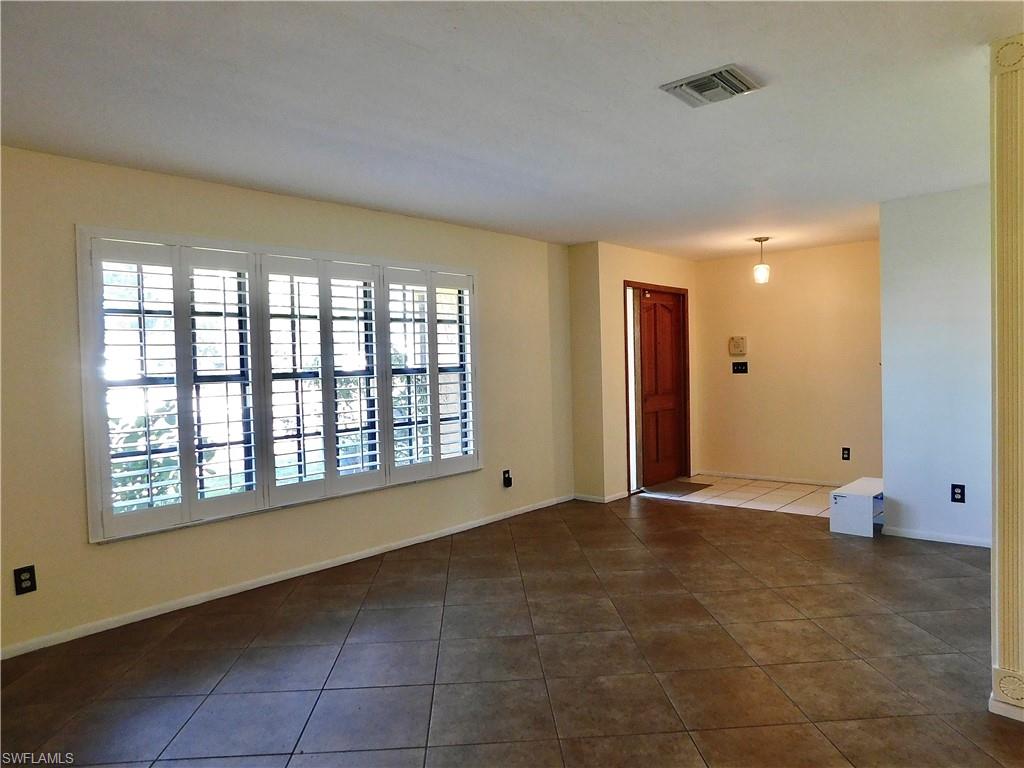CALUSA WOODS - Residential